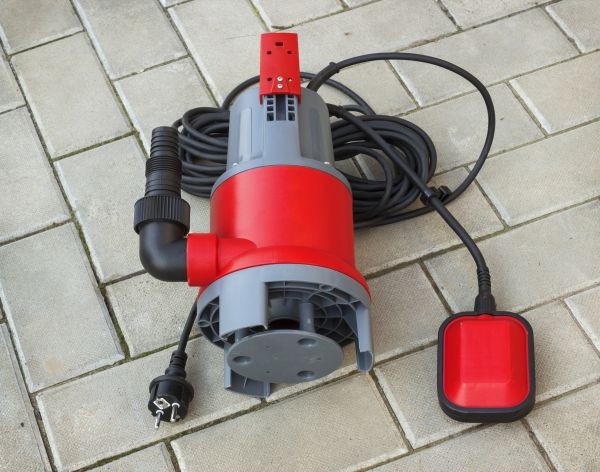 Submersible Pump Installation in Thousand Oaks