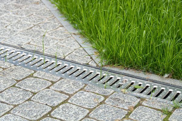 Drainage Pipe Installation in Thousand Oaks